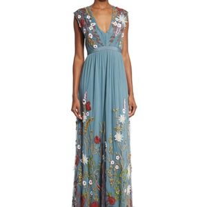 Alice + Olivia Merrill Floral-Embroidered Sleeveless Maxi Dress